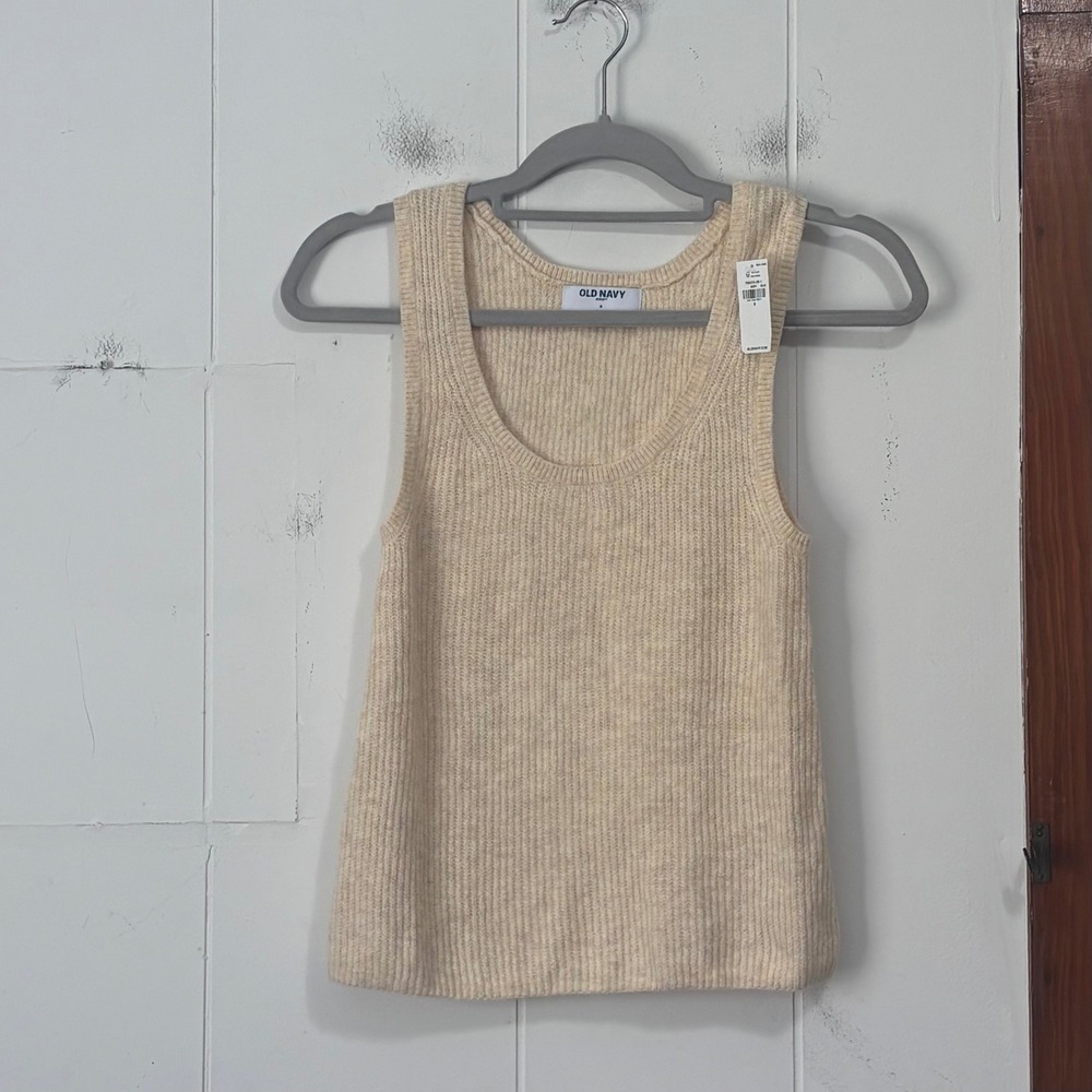 Old Navy SoSoft Ribbed Sweater Tank Top Cream Oatmeal Scoop Neck Small NWT